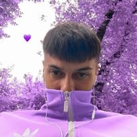 Влад Кухарик