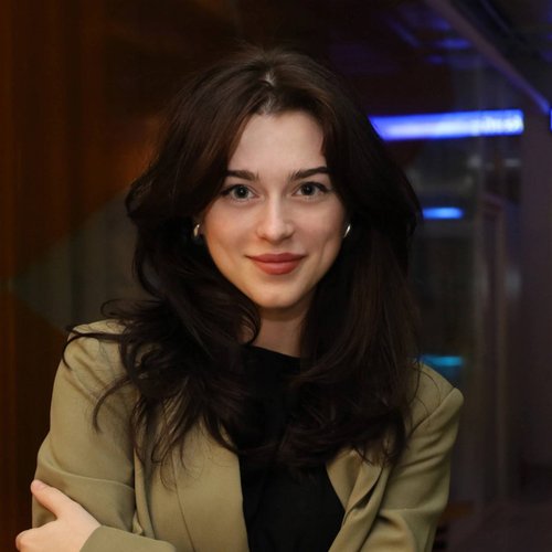 Острадчук Софія