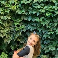 Bonnie Benay