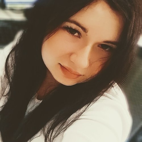 Олена Зарубєжнова
