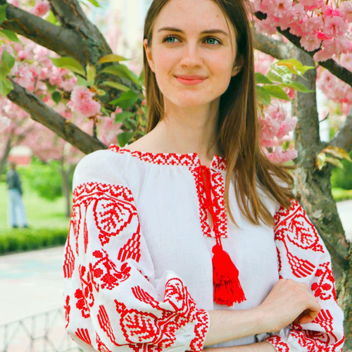 Аліна Шкут