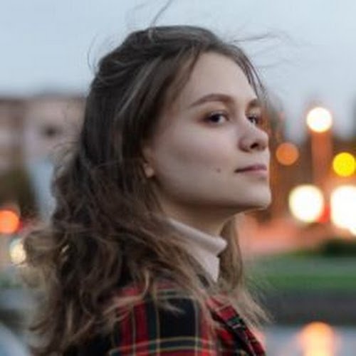 Яна Струченкова